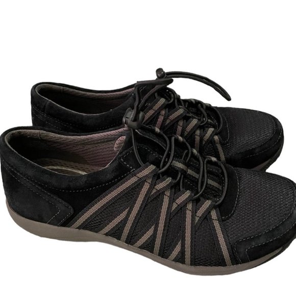 Dansko Honor Shoes‎ - Picture 3 of 8